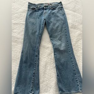 Old Navy Bootcut Women’s ultra low rise jeans size 6 short